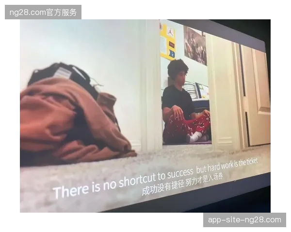 贾里德·麦凯恩在西决G2中成为奇兵，替补登场贡献12分帮助雷霆队成功扳平系列赛